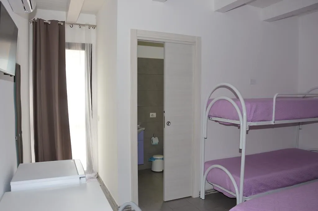 Ittiturismo L'Ancora Hotel Scoglitti 0*,